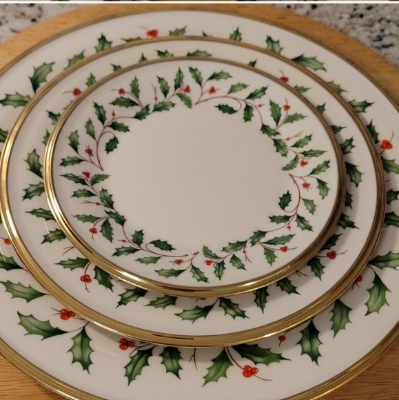 Lenox 🎄 Holiday 5 pieces placesetting new and authentic - Picture 5 of 11